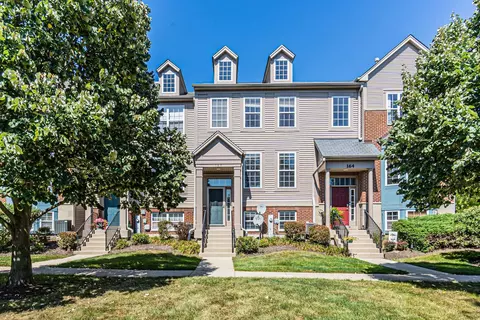 168 Station Park Cir #168, Grayslake, IL 60030