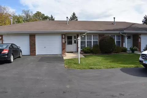 8503 Hill Top Ct, Justice, IL 60458