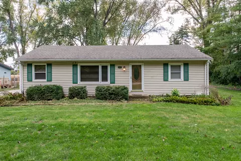 25717 W Highland Ave, Antioch, IL 60002