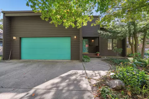 605 W Pennsylvania Ave, Urbana, IL 61801