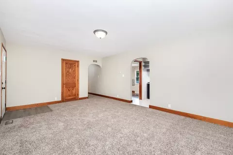 410 Center St, Mazon, IL 60444 photo 4