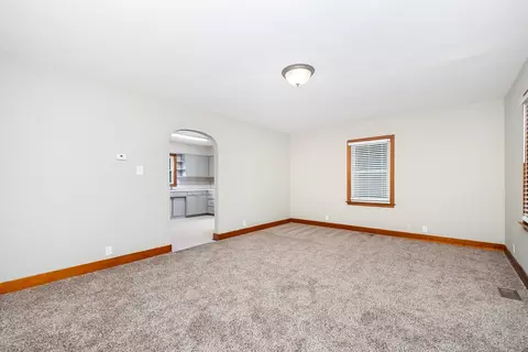 410 Center St, Mazon, IL 60444 photo 2
