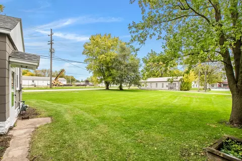 410 Center St, Mazon, IL 60444 photo 11