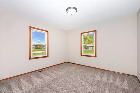 410 Center St, Mazon, IL 60444 photo 8