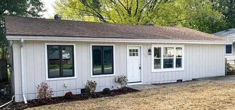 263 Orchard Pl, Fox Lake, IL 60020