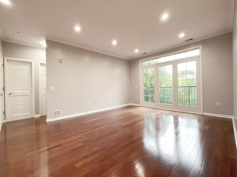 660 Mchenry Rd #207, Wheeling, IL 60090 photo 5