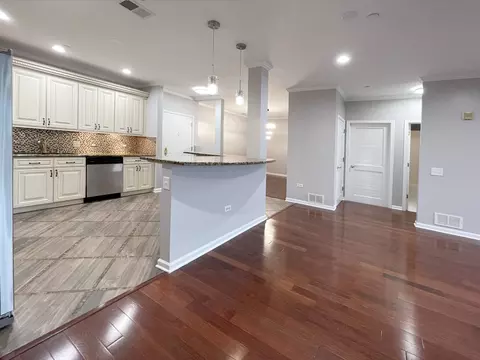660 Mchenry Rd #207, Wheeling, IL 60090 photo 9
