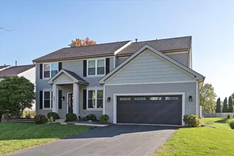 341 Messenger Cir, North Aurora, IL 60542