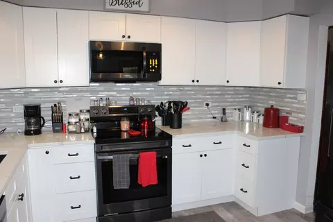 13101 E Playfield Dr, Crestwood, IL 60445 photo 13