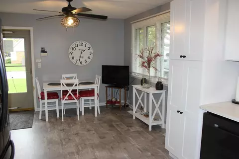 13101 E Playfield Dr, Crestwood, IL 60445 photo 19
