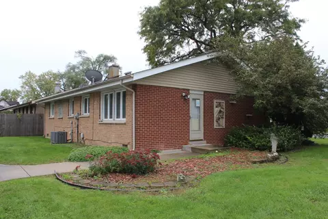 13101 E Playfield Dr, Crestwood, IL 60445 photo 3