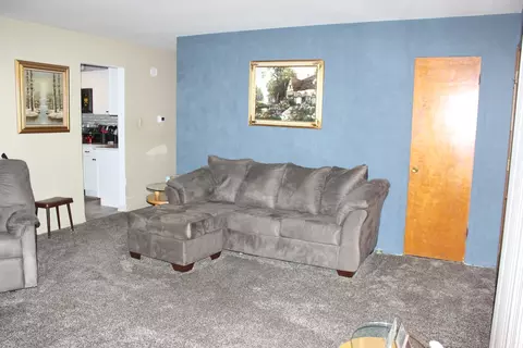 13101 E Playfield Dr, Crestwood, IL 60445 photo 7