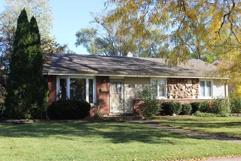13101 E Playfield Dr, Crestwood, IL 60445