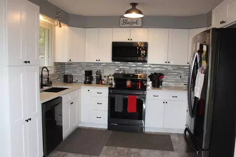 13101 E Playfield Dr, Crestwood, IL 60445 photo 12