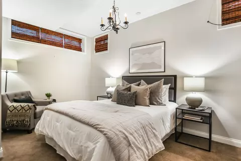 3726 N Wayne Ave, Chicago, IL 60613 photo 37