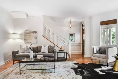 3726 N Wayne Ave, Chicago, IL 60613 photo 6