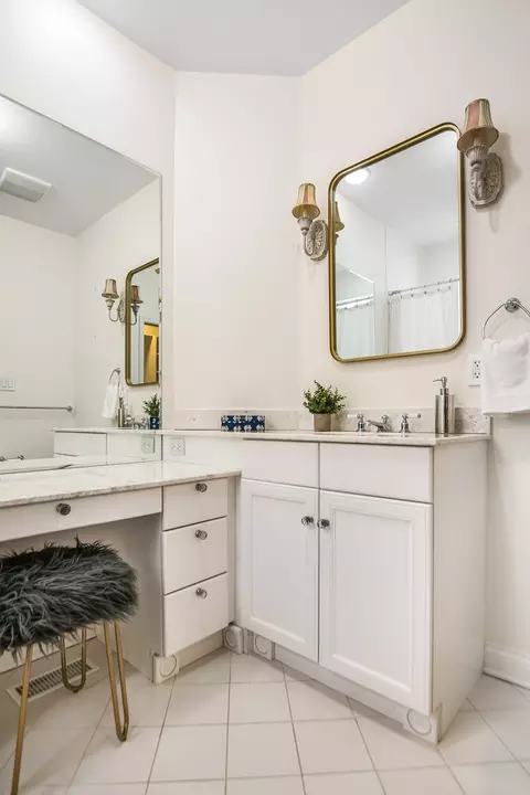 3726 N Wayne Ave, Chicago, IL 60613 photo 31