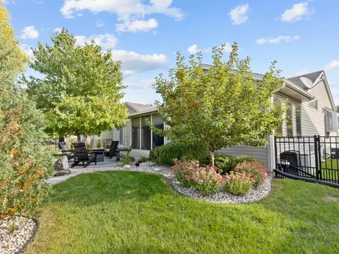 900 Spring Dr, Marengo, IL 60152 photo 2