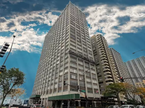 6171 N Sheridan Rd #1302, Chicago, IL 60660