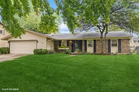517 N Rohlwing Rd, Palatine, IL 60074
