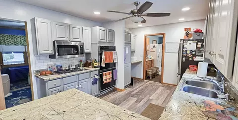 1808 May Dr, Johnsburg, IL 60051 photo 8
