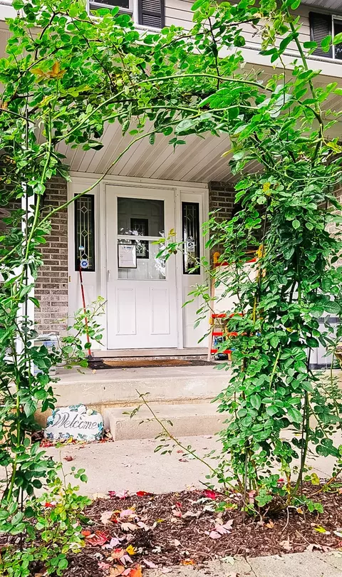 1808 May Dr, Johnsburg, IL 60051 photo 3