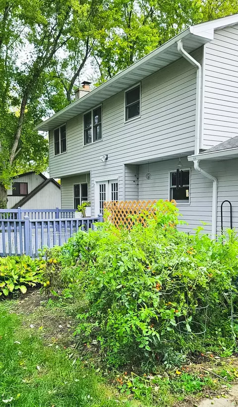 1808 May Dr, Johnsburg, IL 60051 photo 14