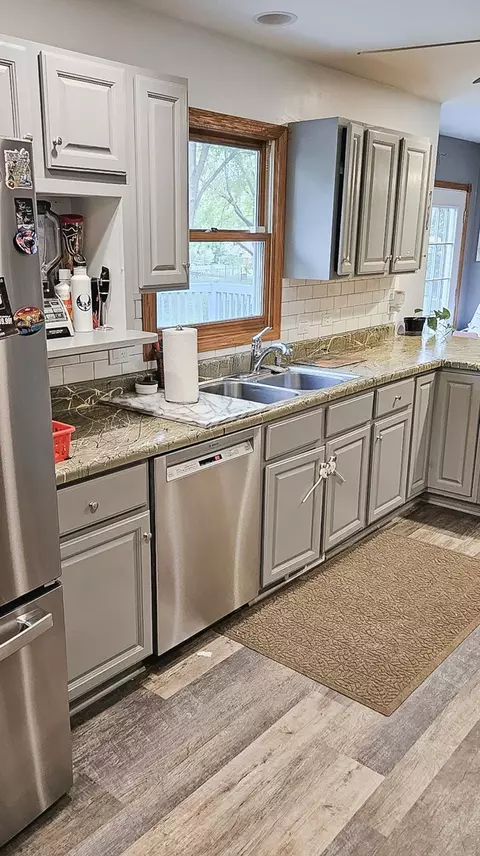 1808 May Dr, Johnsburg, IL 60051 photo 7