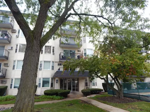 5510 Lincoln Ave #B509, Morton Grove, IL 60053