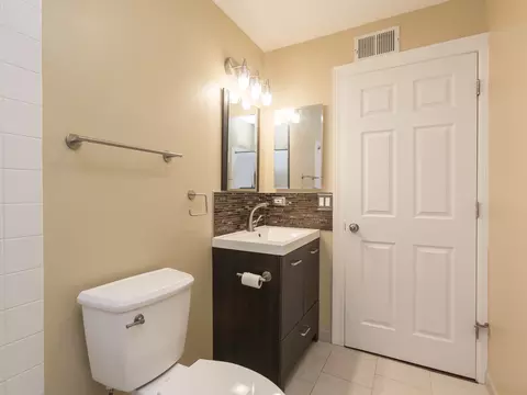 3275 Kirchoff Rd #239, Rolling Meadows, IL 60008 photo 21