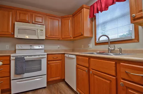 1018 Quail Dr, Morris, IL 60450 photo 9