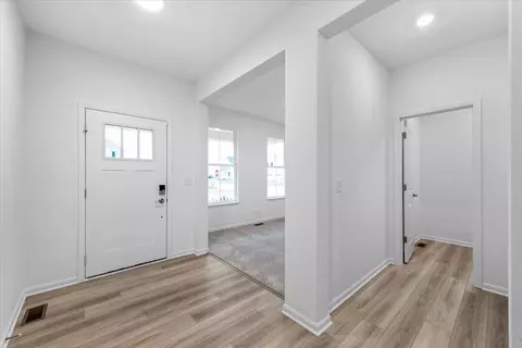 3796 Honeysuckle Ln, Elgin, IL 60124 photo 5