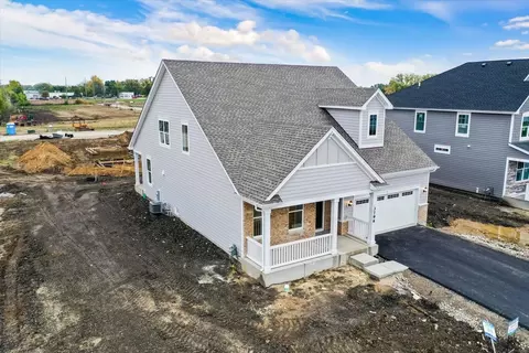 3796 Honeysuckle Ln, Elgin, IL 60124 photo 2