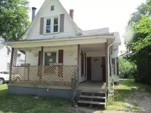 418 N Mulberry St, Clinton, IL 61727