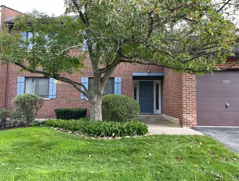 5357 Newport Dr #D, Lisle, IL 60532