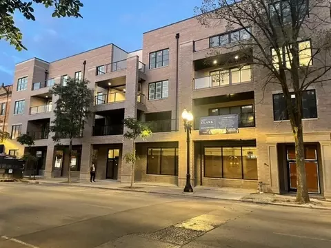 4537 N Clark St #3D, Chicago, IL 60640