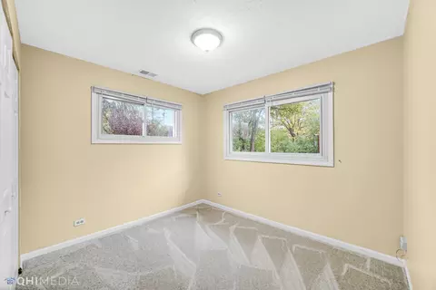 10 Payson St, Hoffman Estates, IL 60169 photo 18
