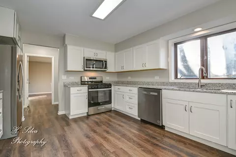 331 Cornell Ln, Algonquin, IL 60102 photo 8