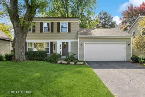 2056 Garth Ct, Naperville, IL 60565