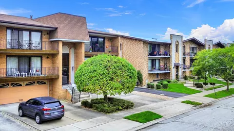 4029 W 93rd Pl #2E, Oak Lawn, IL 60453