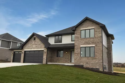 8010 Stanley Trl, Frankfort, IL 60423