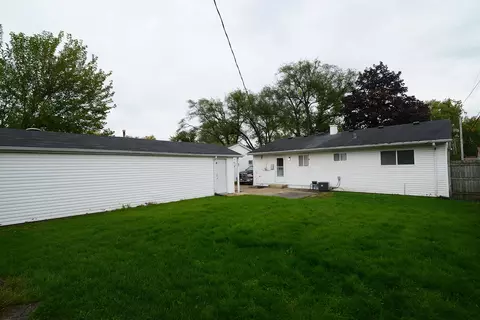 850 N Norman Ln, Wheeling, IL 60090 photo 25