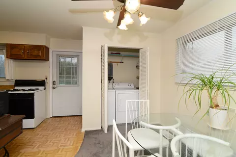 850 N Norman Ln, Wheeling, IL 60090 photo 7