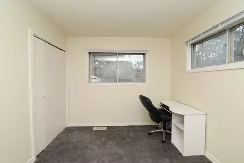 850 N Norman Ln, Wheeling, IL 60090 photo 21