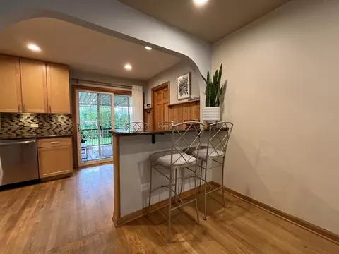 701 W Wrightwood Ave, Addison, IL 60101 photo 6