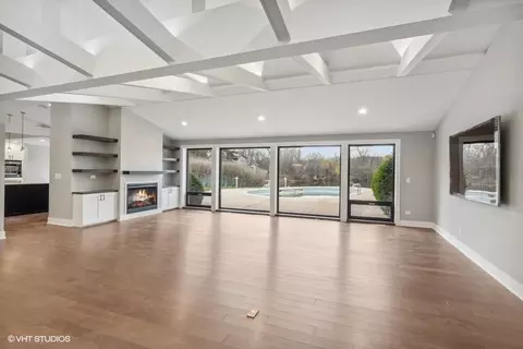 1319 Shagbark Dr, Des Plaines, IL 60018 photo 3
