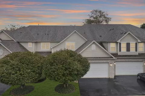 505 W Fontenay Way, Palatine, IL 60067