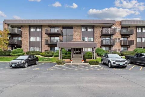 1420 Woodbridge Rd #2C, Joliet, IL 60436