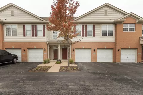 8132 Concord Ln #D, Justice, IL 60458