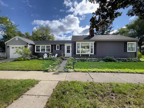 305 Elm St, Lombard, IL 60148